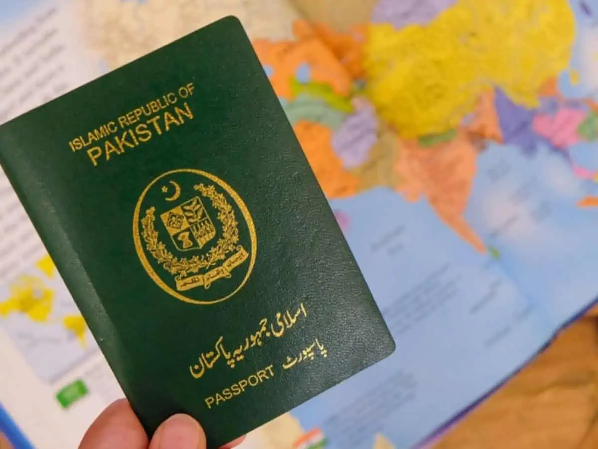 Pakistan-passport
